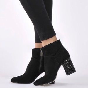 MICHAEL MICHAEL KORS ARABELLA SUEDE STUDDED BOOTIE SIZE 7.5